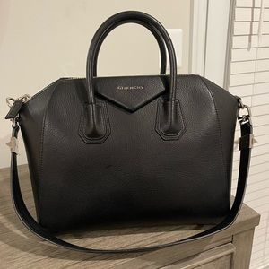 Givenchy Medium Antigona